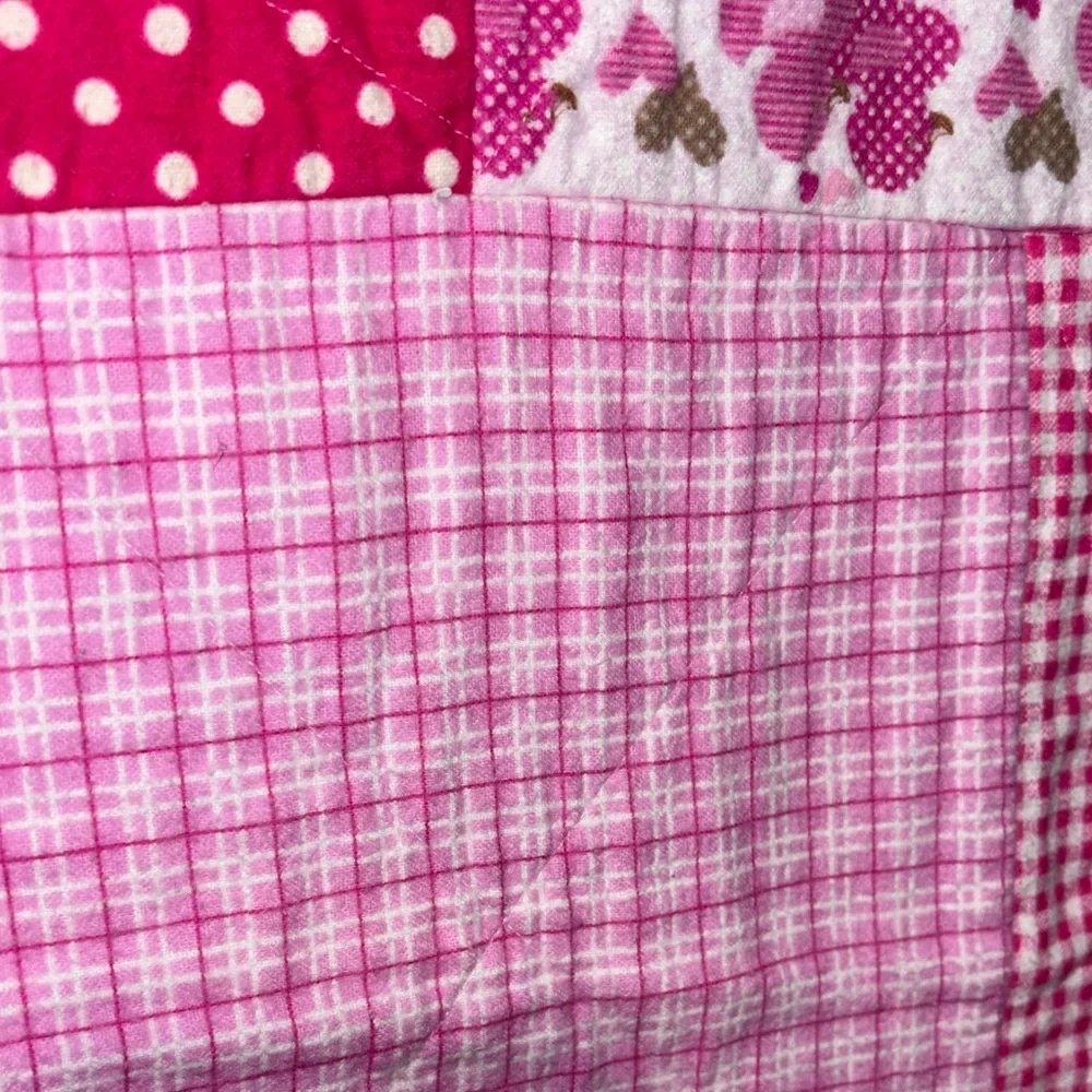 Handmade pink Patchwork Rag Quilt - Picture 8 of 10